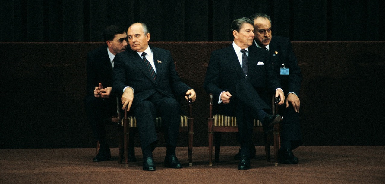 Михаил Горбачёв и Рональд Рейган в Женеве, 19 ноября 1985 год