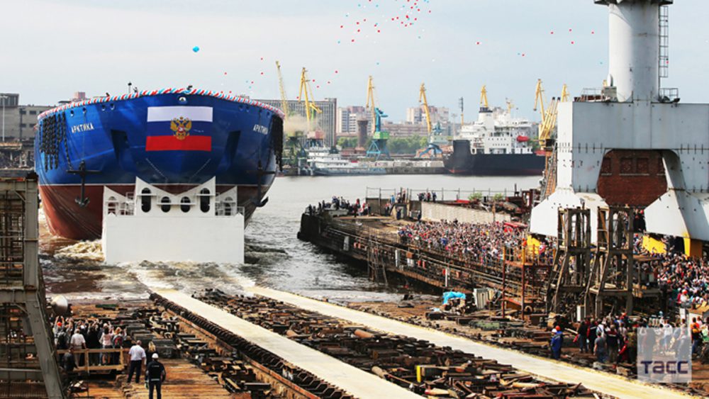 Самый мощный в мире ледокол «Арктика» спущен на воду в Санкт-Петербурге