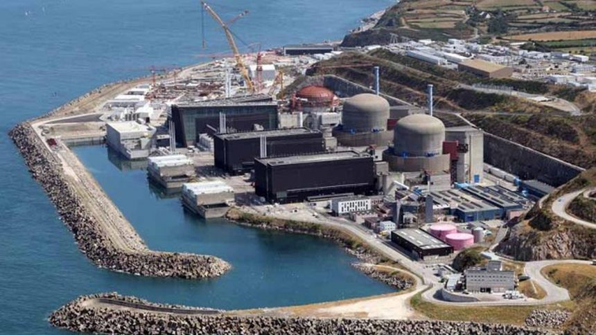 Во Франции сдачу третьего реактора АЭС «Фламанвиль» перенесли на 2023 год